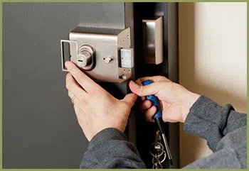 Anchor Locksmith Store Roslyn, NY 516-441-0349 - change-locks-ervice